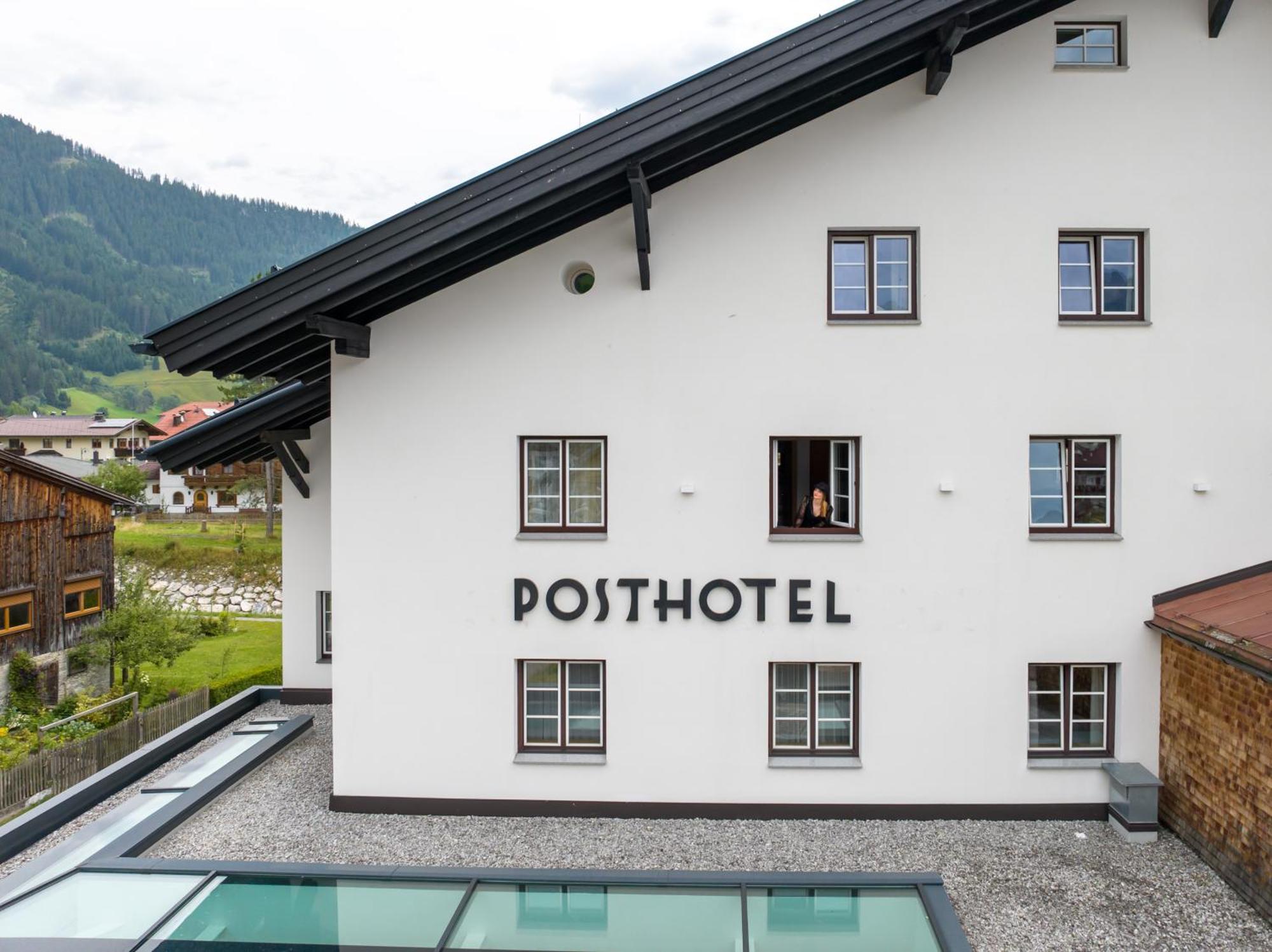 Posthotel Lechtal, Arlberg โฮลซ์เกา ภายนอก รูปภาพ