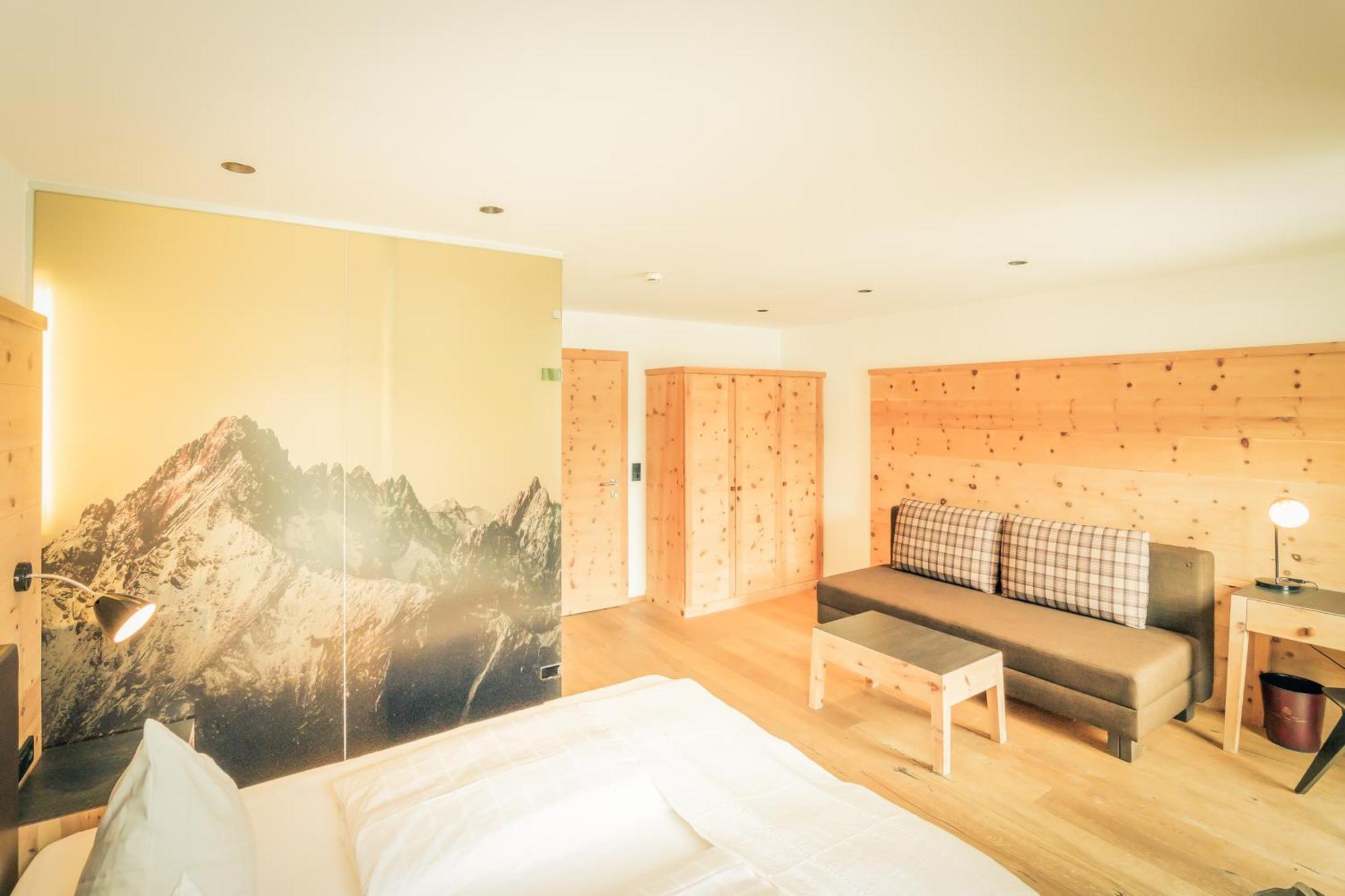 Posthotel Lechtal, Arlberg โฮลซ์เกา ภายนอก รูปภาพ
