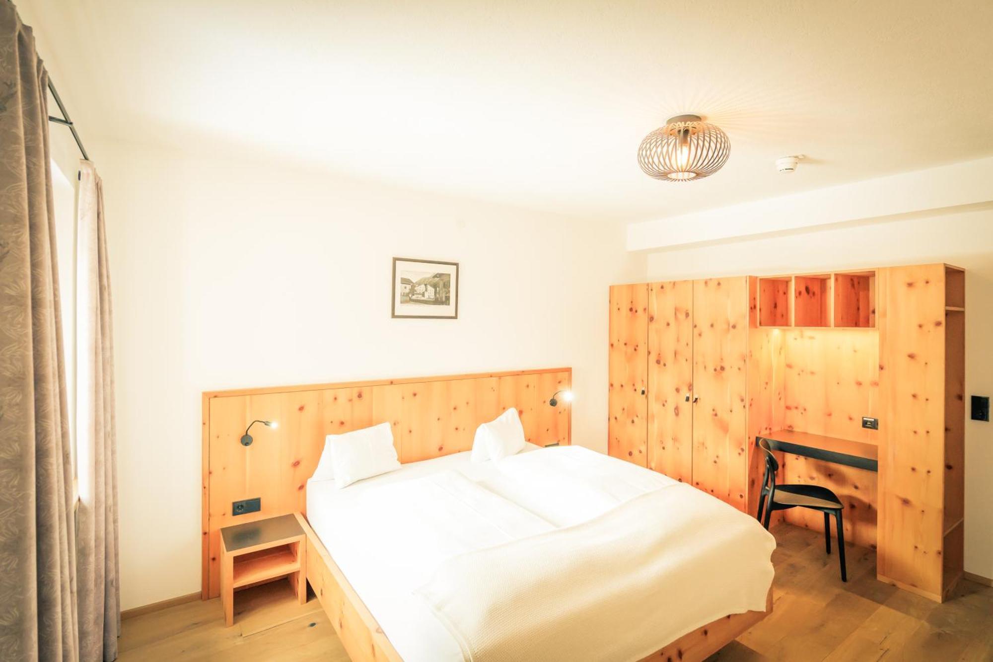 Posthotel Lechtal, Arlberg โฮลซ์เกา ภายนอก รูปภาพ