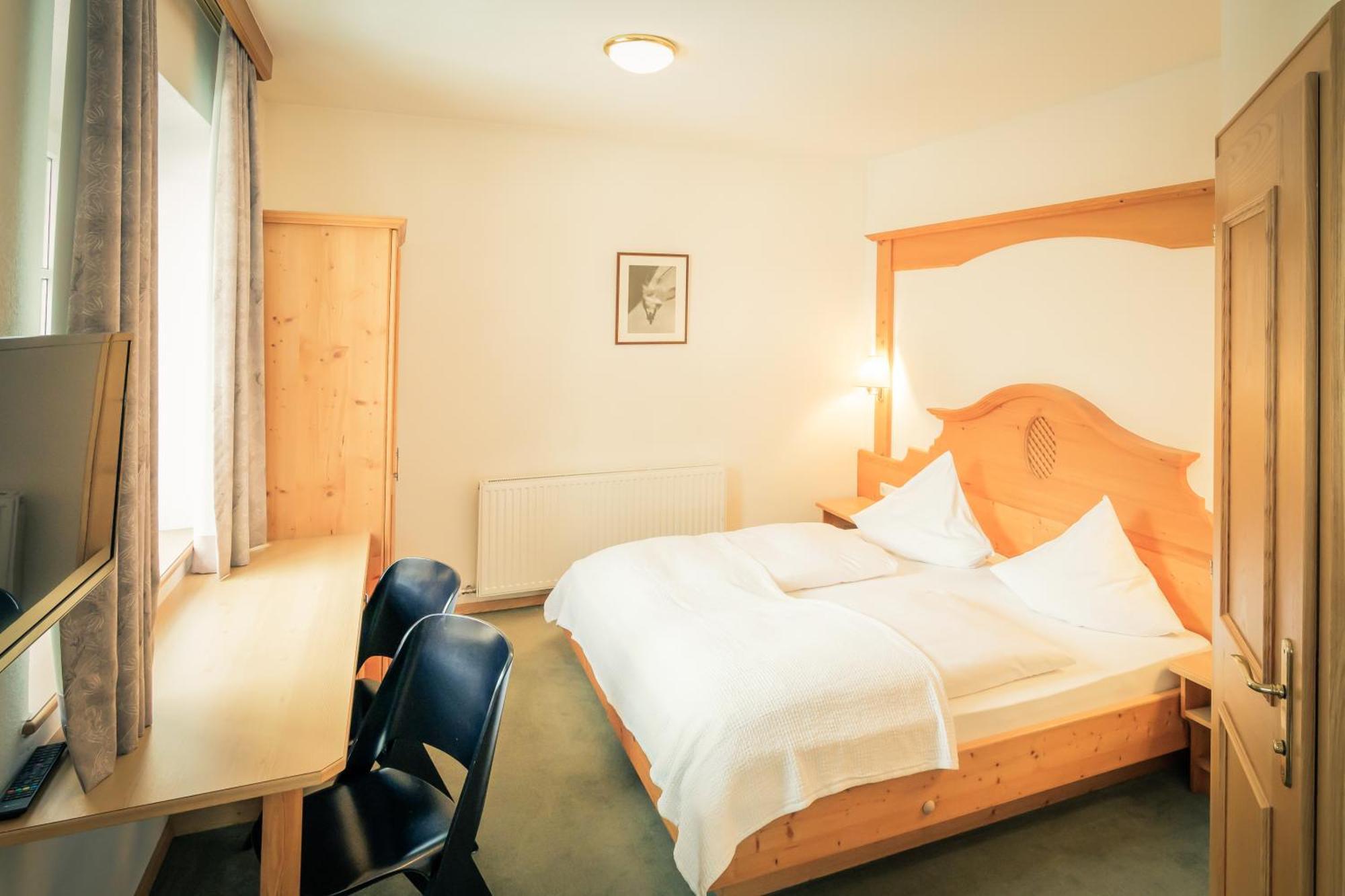 Posthotel Lechtal, Arlberg โฮลซ์เกา ภายนอก รูปภาพ