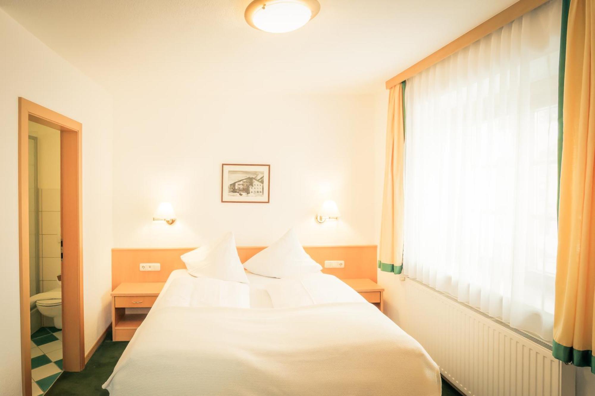 Posthotel Lechtal, Arlberg โฮลซ์เกา ภายนอก รูปภาพ