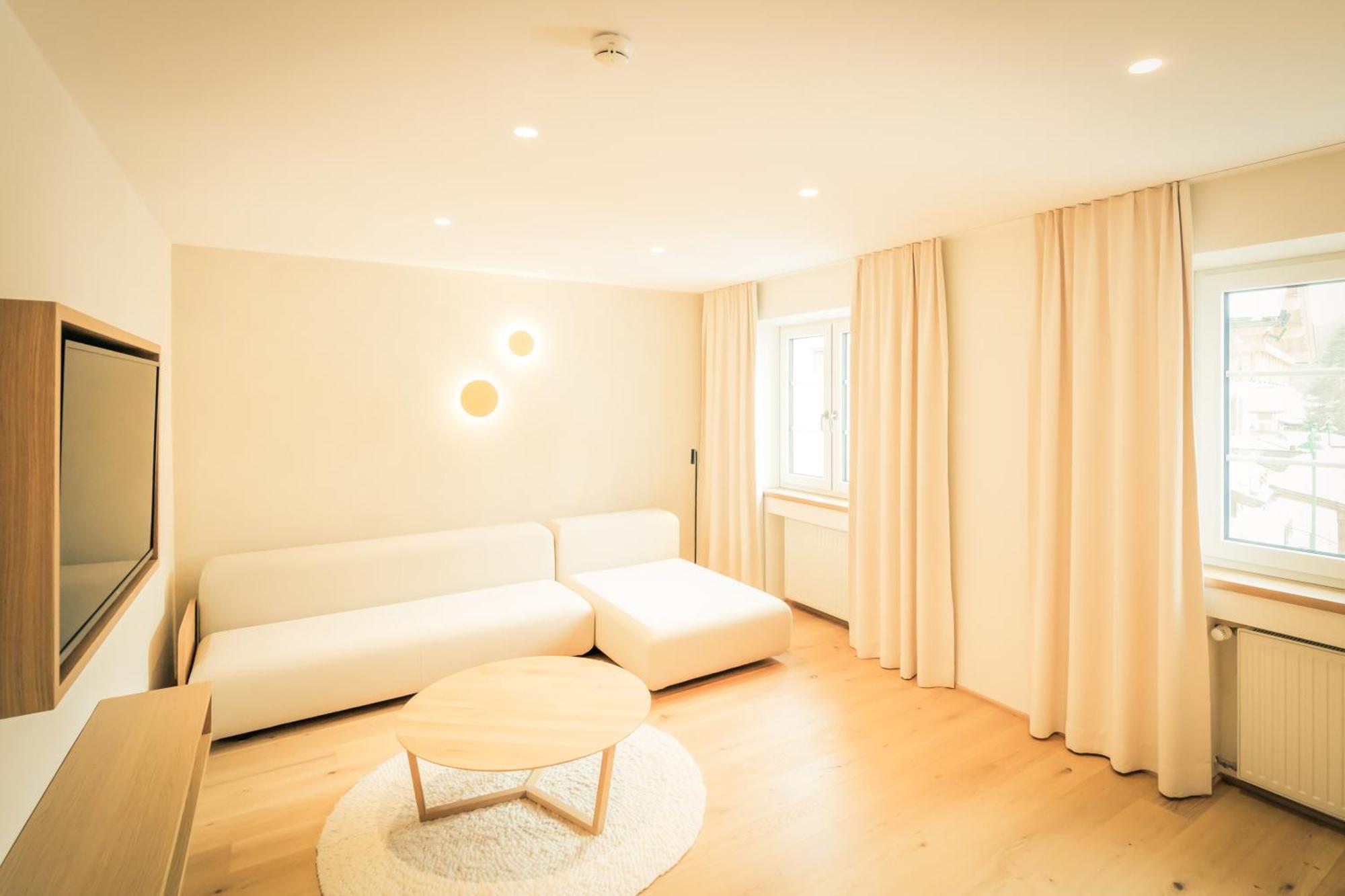 Posthotel Lechtal, Arlberg โฮลซ์เกา ภายนอก รูปภาพ